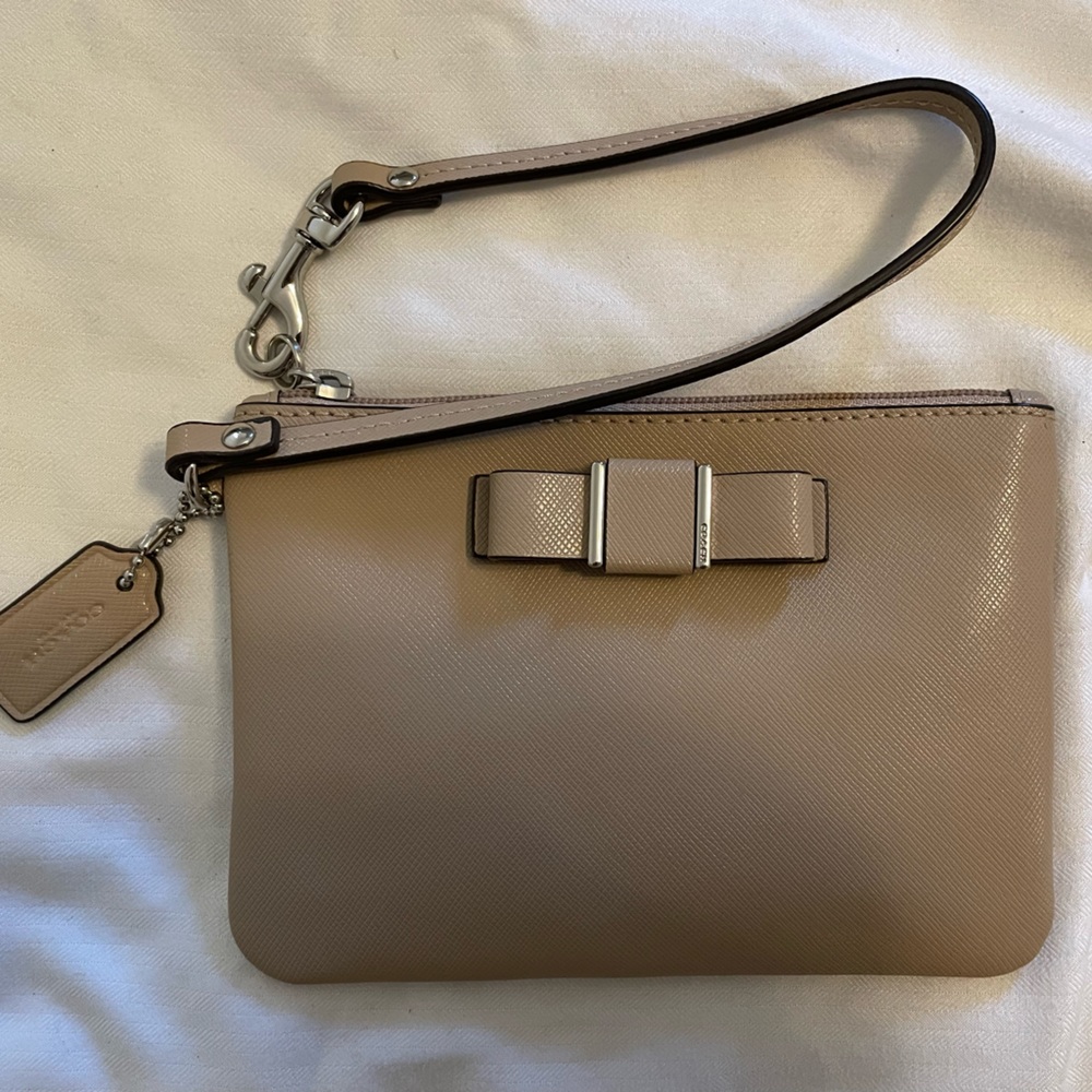 COACH leather Darcy Bow wristlet